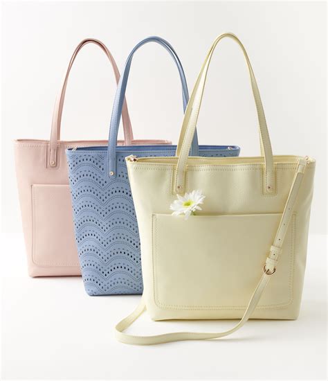 kohl's lauren conrad handbags.